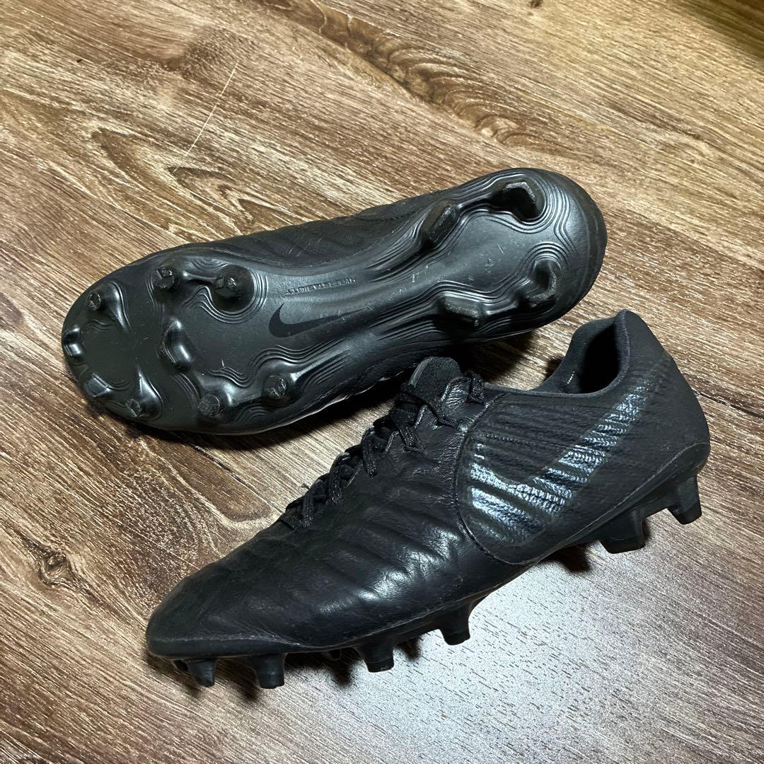NIKE ティエンポレジェンド7