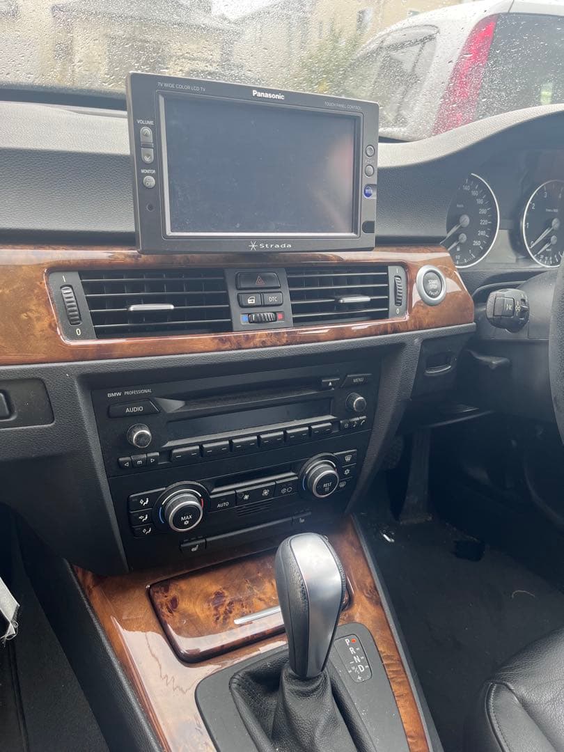 BMW 320i ツーリング　5万キロ