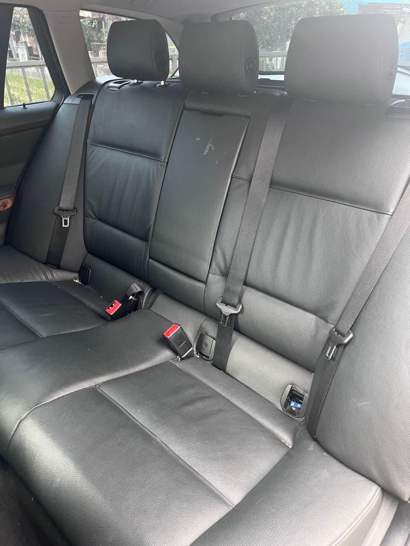 BMW 320i ツーリング　5万キロ