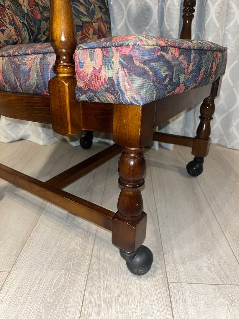 RIPコロニアル アームチェアー キャスター付