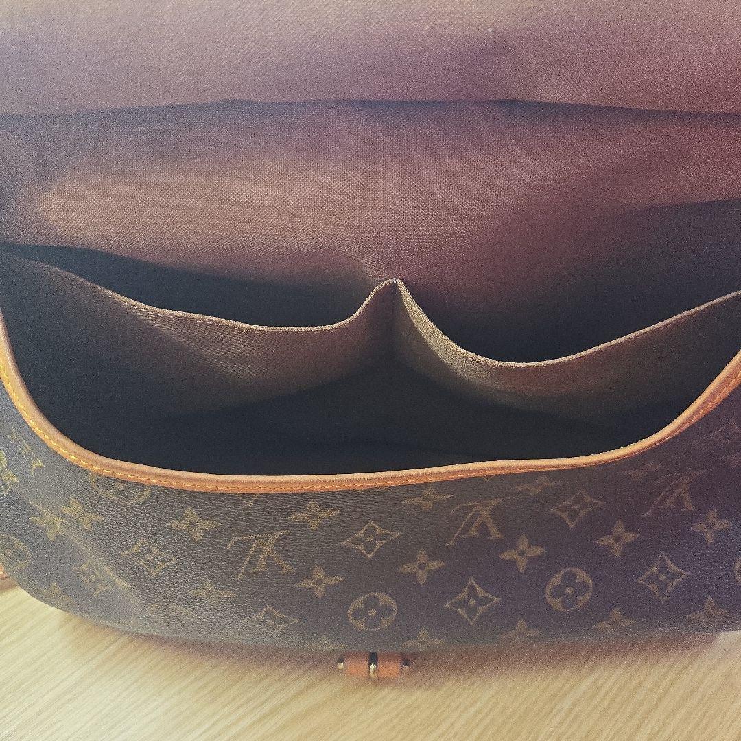 ルイヴィトン M42254 ソミュール35 ショルダーバッグ モノグラム
