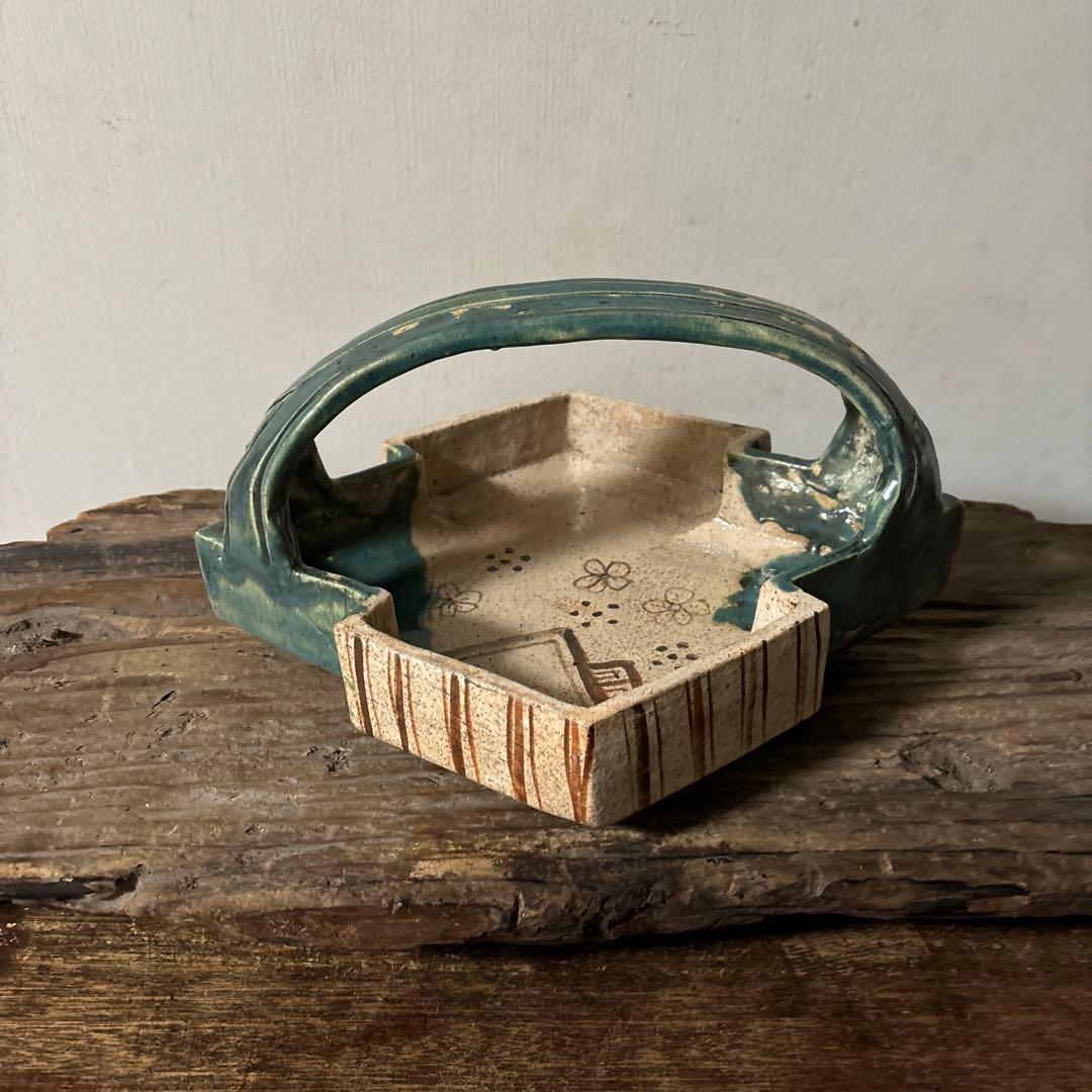 時代　織部松皮菱形手鉢　手付菓子鉢　懐石　瀬戸　志野　古美術　茶道具　検:李朝