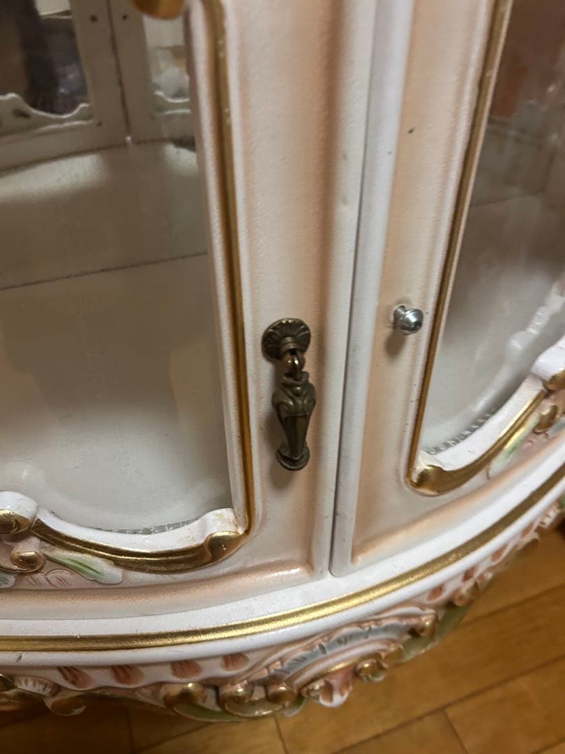 ロココ調キャビネット　他出品の鏡とセットでお使いください