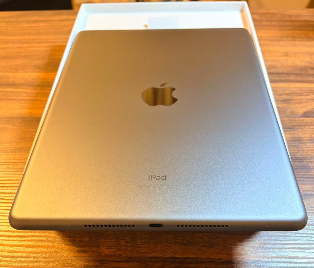 iPad 第8世代 128GB スペースグレイ Wi-Fi