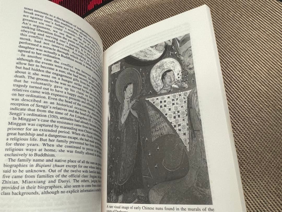 洋書 THE VIRTUE OF YIN Studies on Chinese Wom