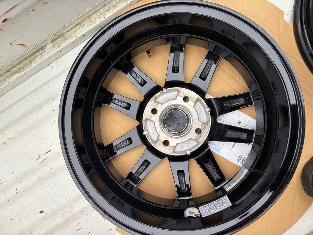 アルミホイール　14インチ