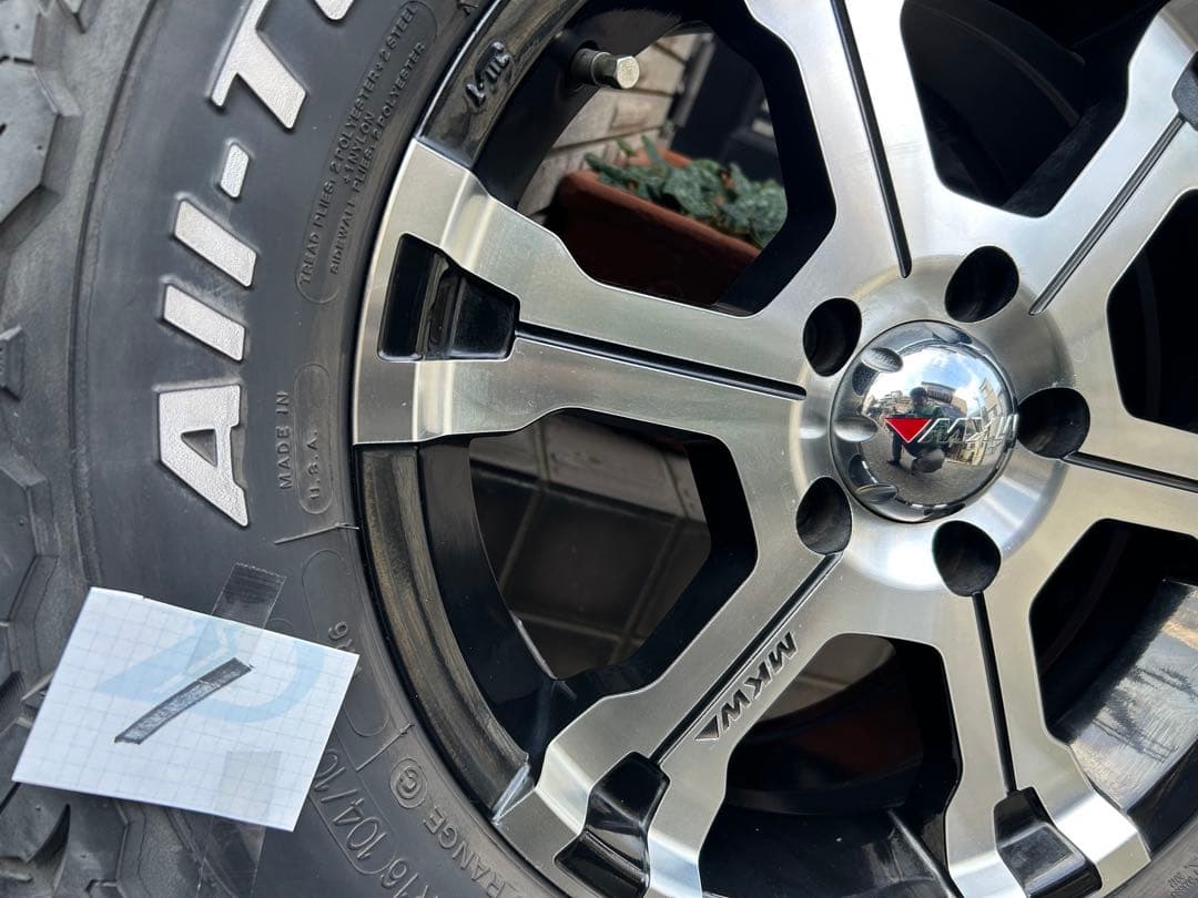 MKW MK36 7J グッドリッジAT 235 70 R16 デリカD5に使用