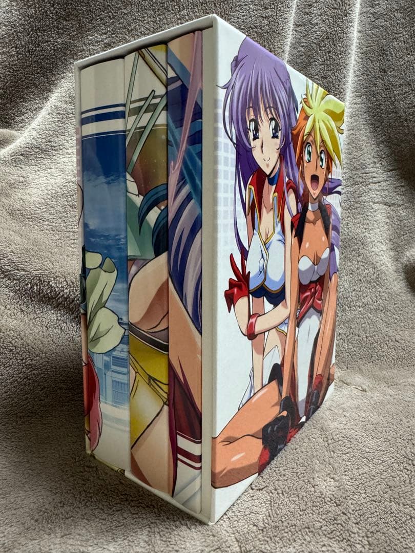 ダーティペア COMPLETE Blu-ray BOX〈初回限定版・12枚組〉