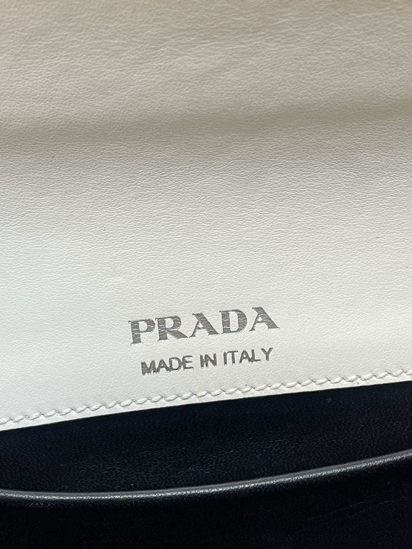 【希少】PRADA プラダ レザーバッグ ホワイト ブラック バイカラー