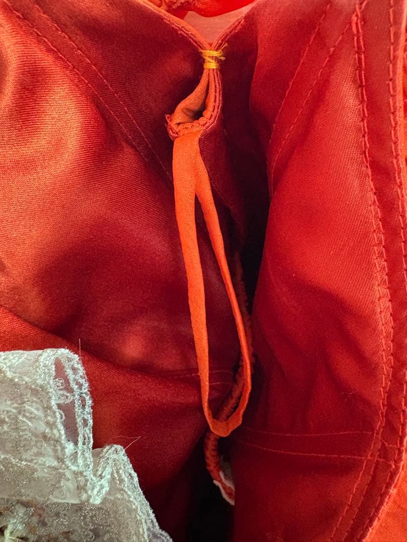 アーバンブランシュ　オフショルダーフリルドレス　サイズM 　Sサイズに調整あり