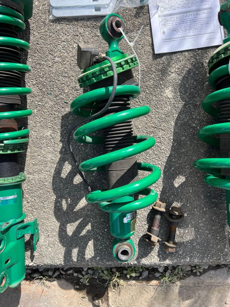 30アル、ヴェル用 TEIN車高調+減衰コントローラーセット