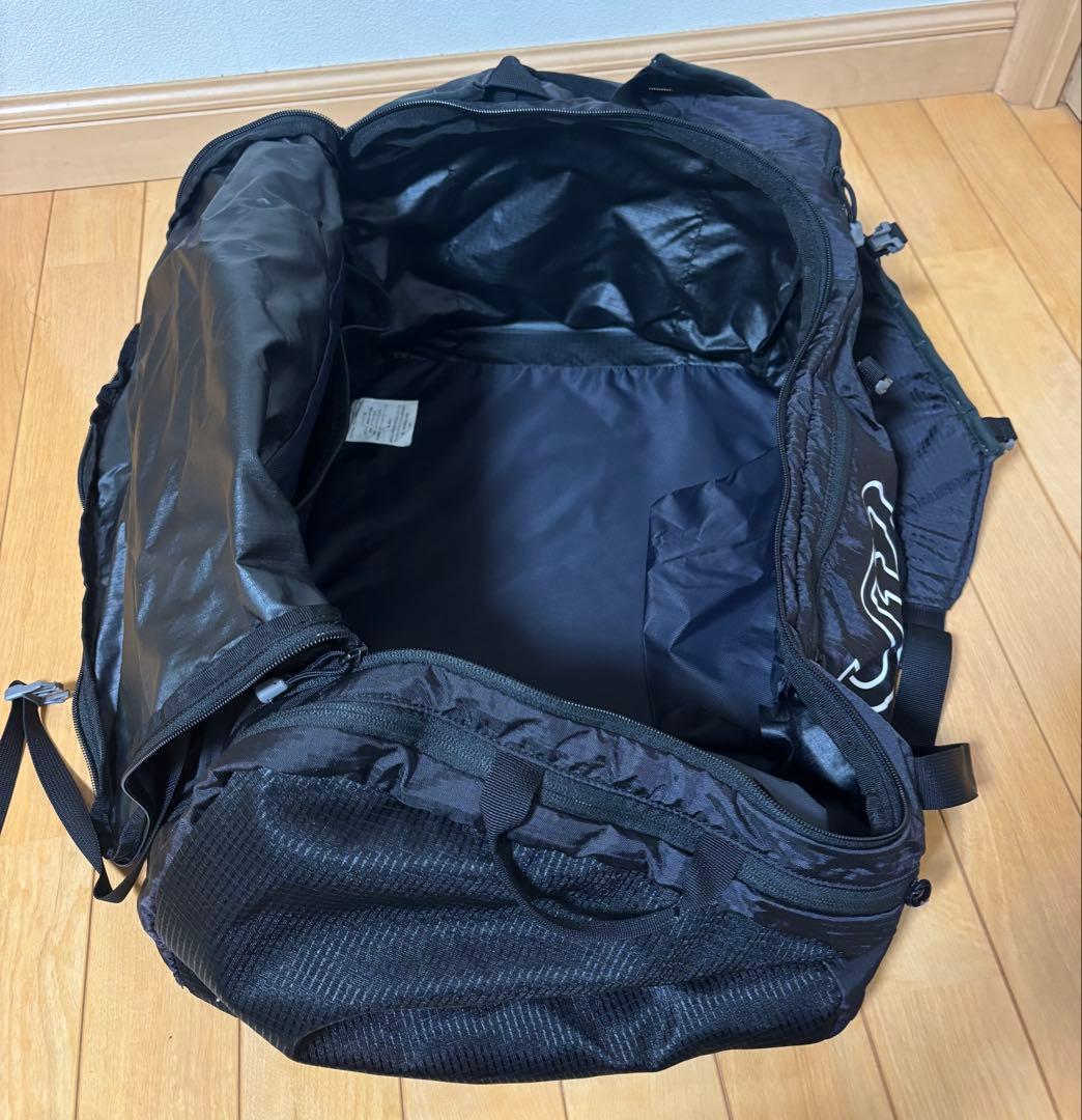 アルティメイトディレクション クルーバッグJ 黒バックパック、トレイルラン