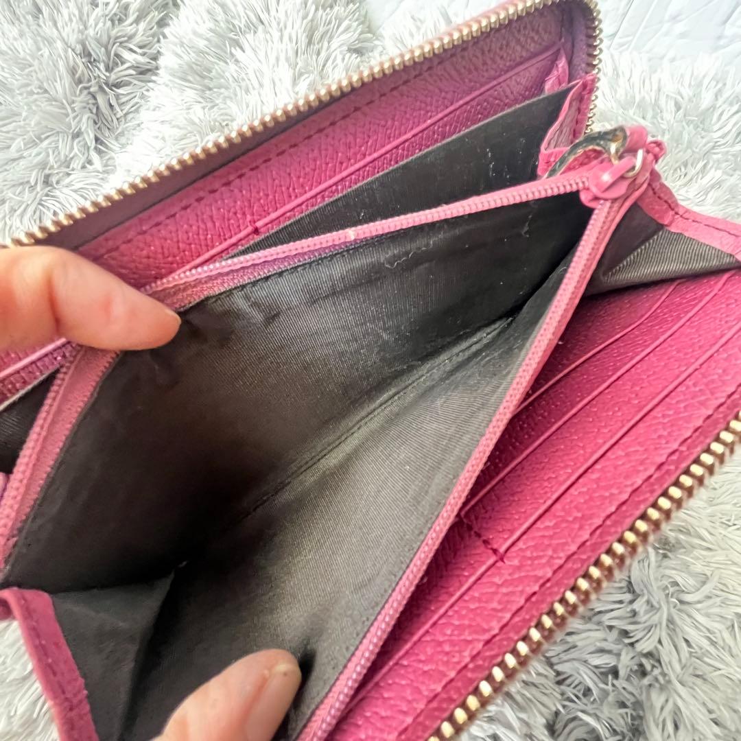 良品✨GUCCI ラウンドジップ　GGキャンバス ラパープル　長財布　ロゴ金具