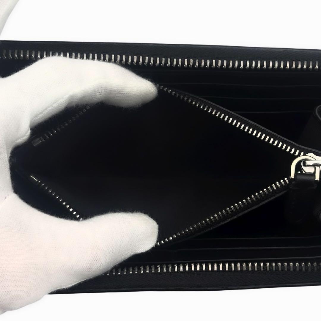 極美品 バーバリー TBモノグラム 長財布 小銭入れ  カード コンパクト