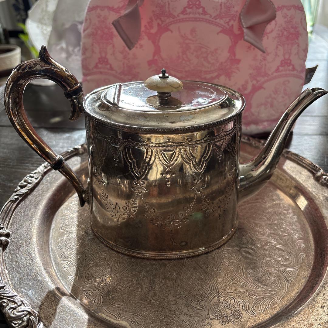 イギリス製　アンティーク　シルバーポットティーセット　トレイ　おまけ付き