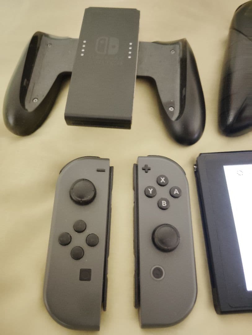 Nintendo Switch ＋　HORI　ワイヤレスコントローラ　充電線付き