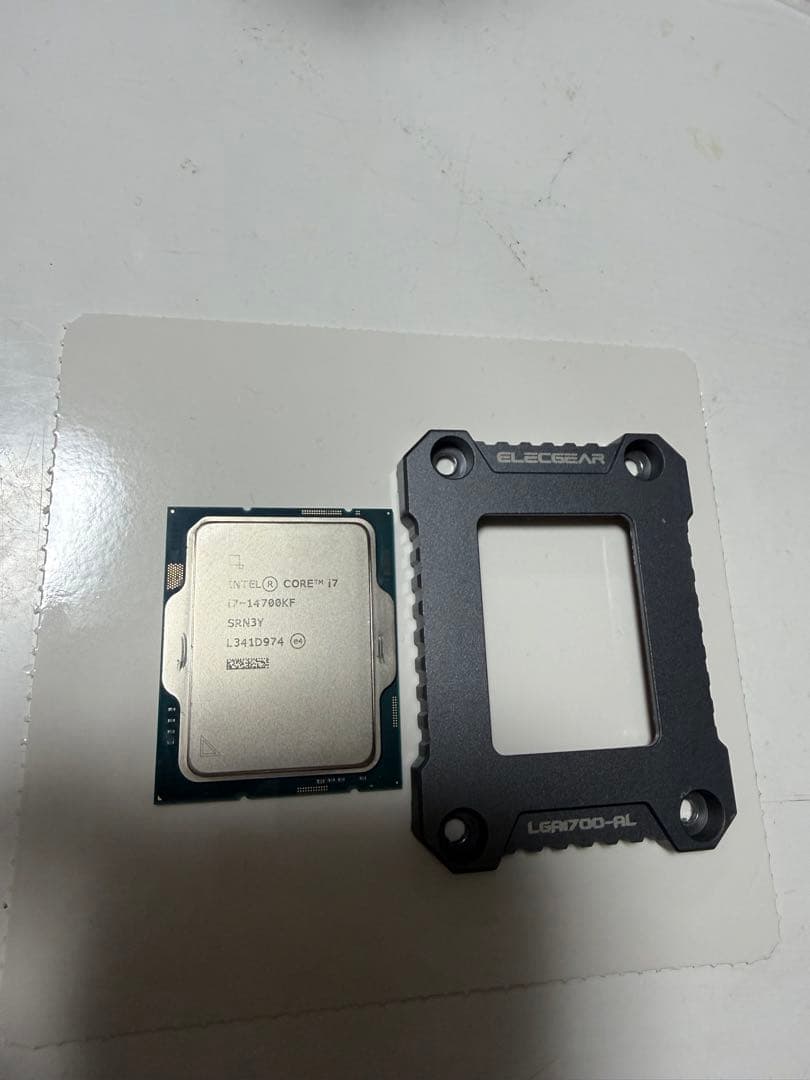 Intel Core i7 14700kf LGA 1700＋ブラケット