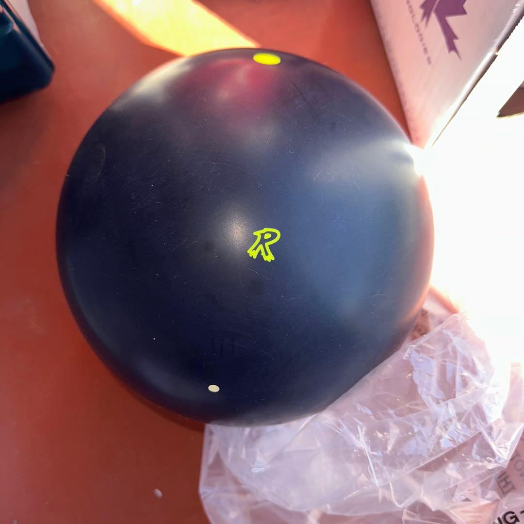 RADICAL CONSPIRACY ボウリングボール 15LB