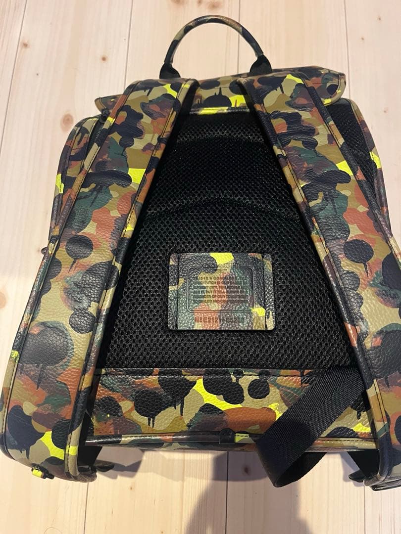 COACH 迷彩柄リュック