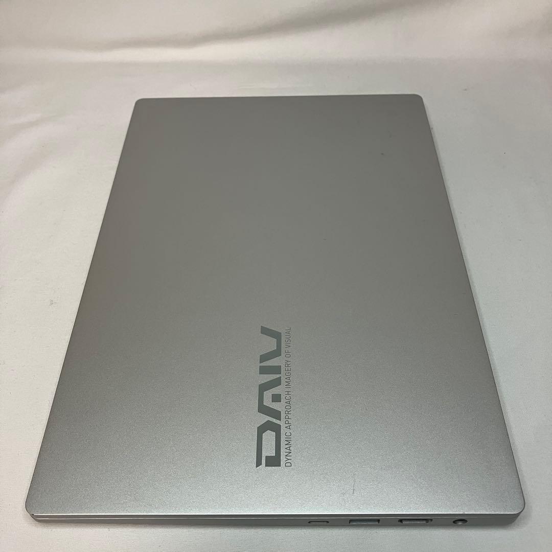 準美品 DAIV 4P 11世代 i7 32GB SSD 512GB WUXGA