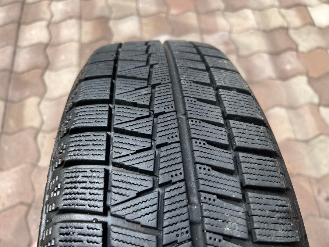 175/65R15スタッドレス4本ホイールセット ブリヂストン　フィット