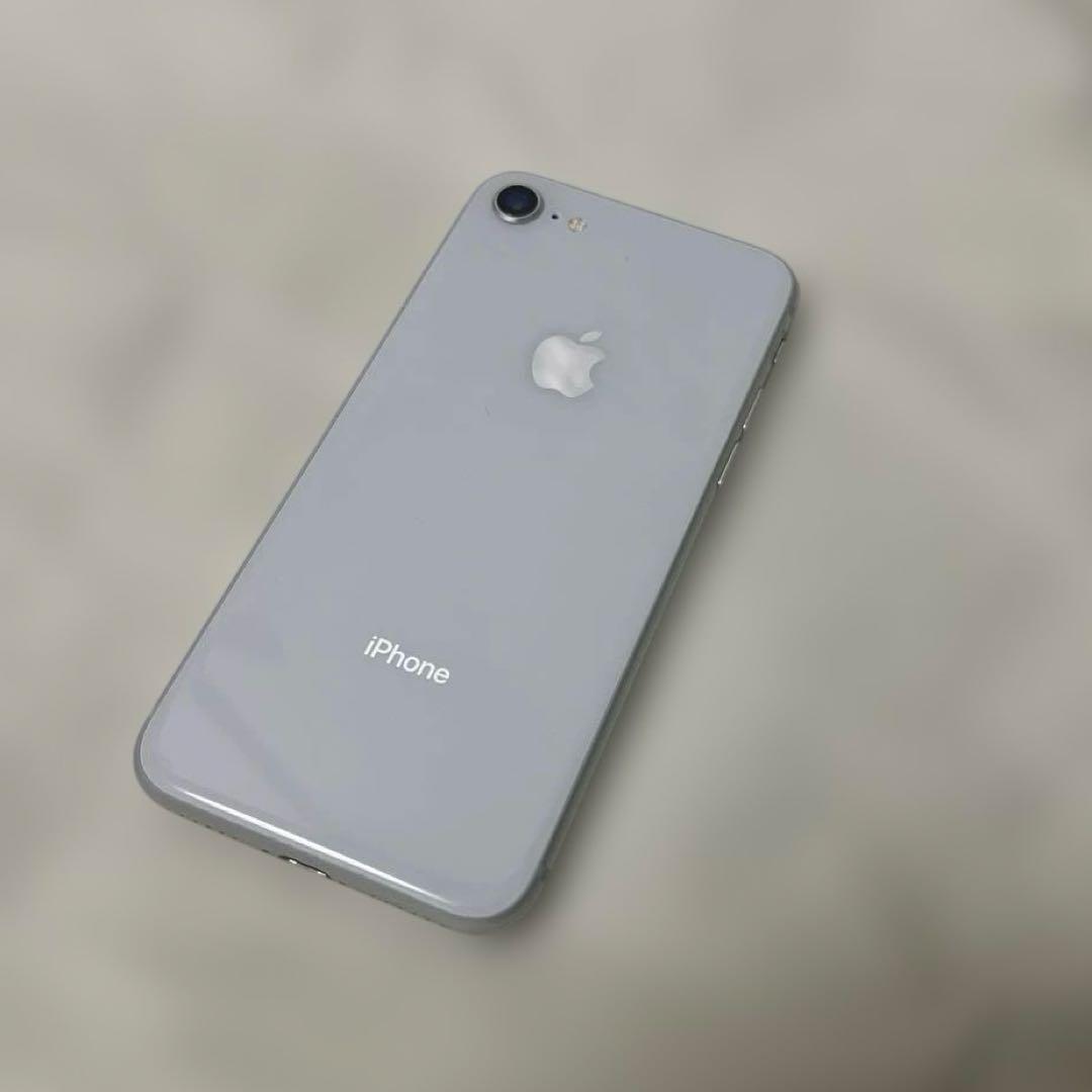 【美品】iPhone8　SIMフリー　ホワイト 256GB