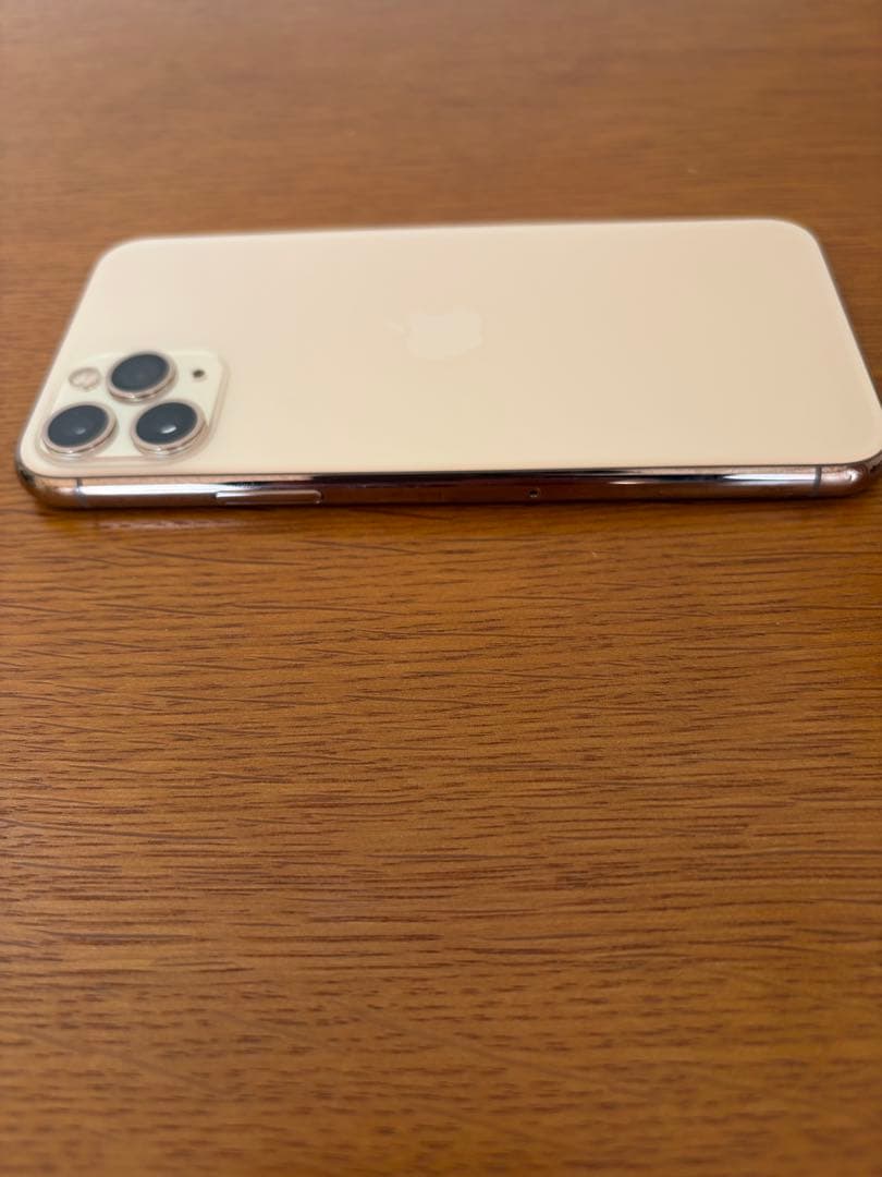 iPhone11pro 256GB ゴールド　バッテリー残量99%