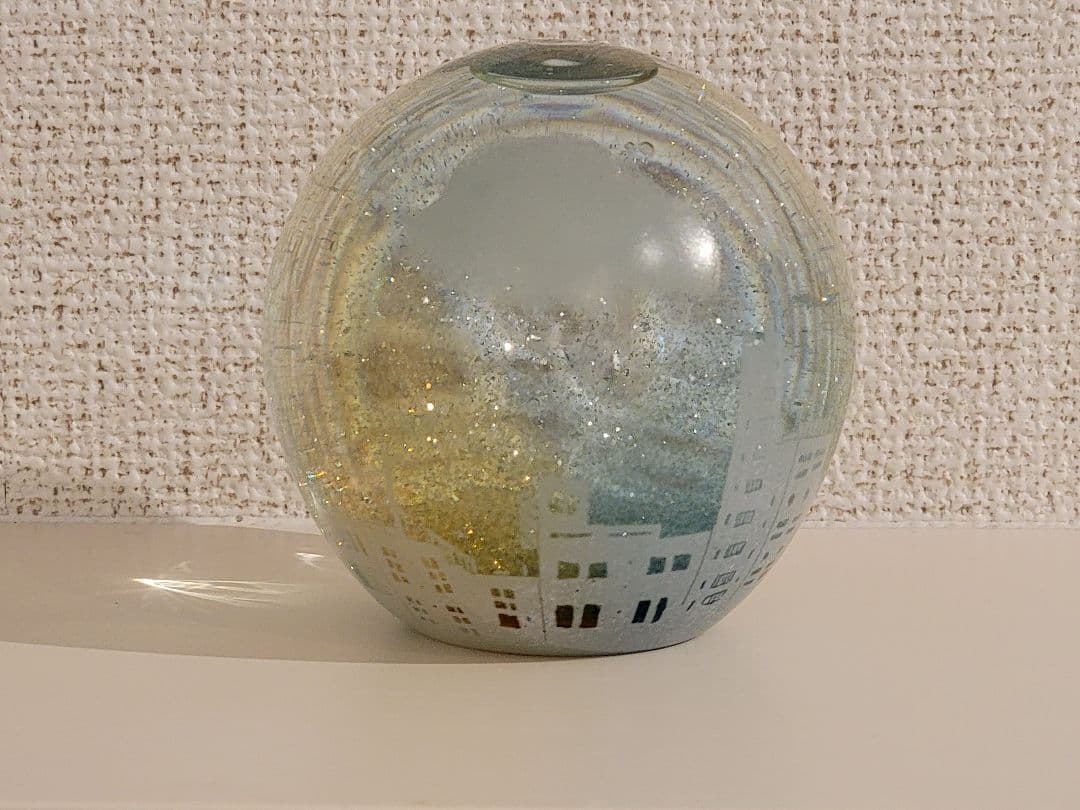 金津沙矢香さん　スノードーム