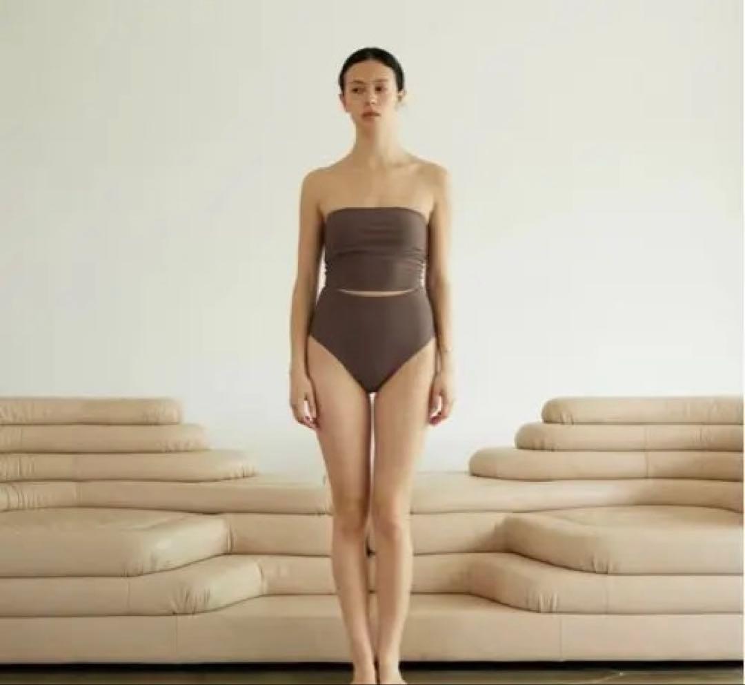 シールームリン Lauras Swimwear（ローラス スイムウェア）