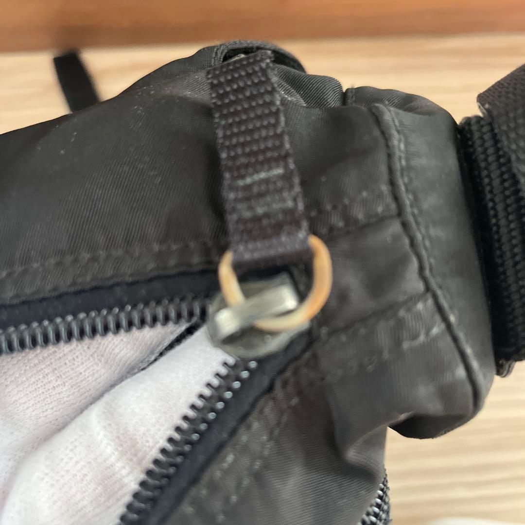 PRADA メッセンジャーバッグ ショルダーバッグ ブラック シルバー金具