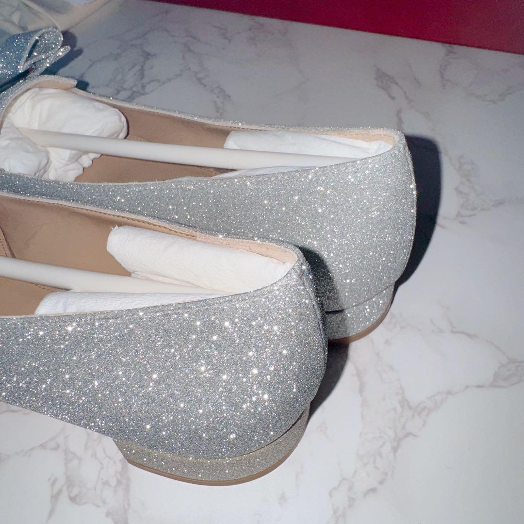 【新品未使用】フェラガモ ラメフラットパンプス