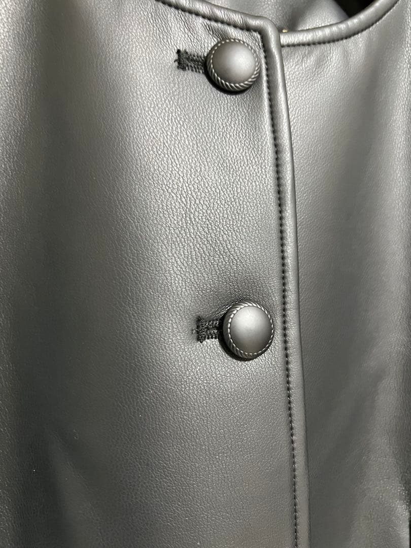 【新品】セルフォード　レザーライクノーカラージャケット