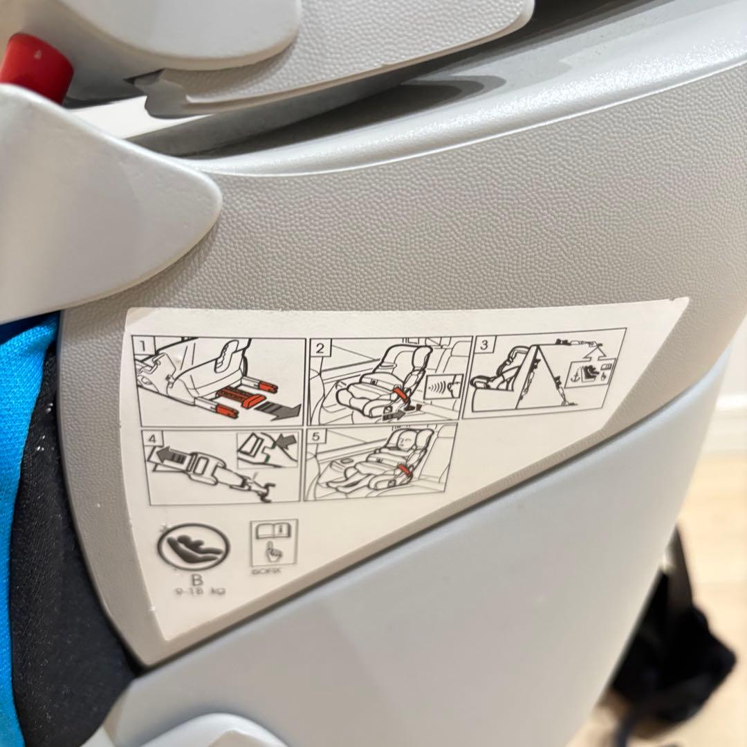 BMW チャイルドシート　ジュニアシート　インパクトシールド付き