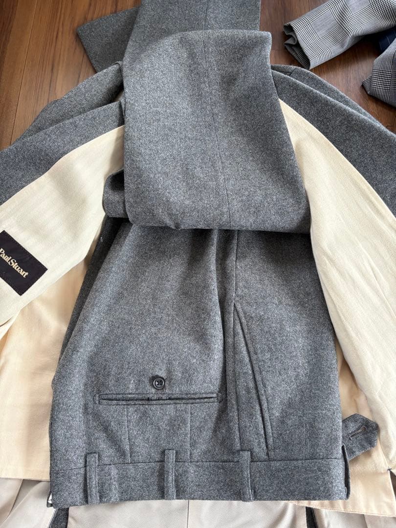 ポールスチュアートPaulStuart スーツ スリーピース　グレー　秋冬