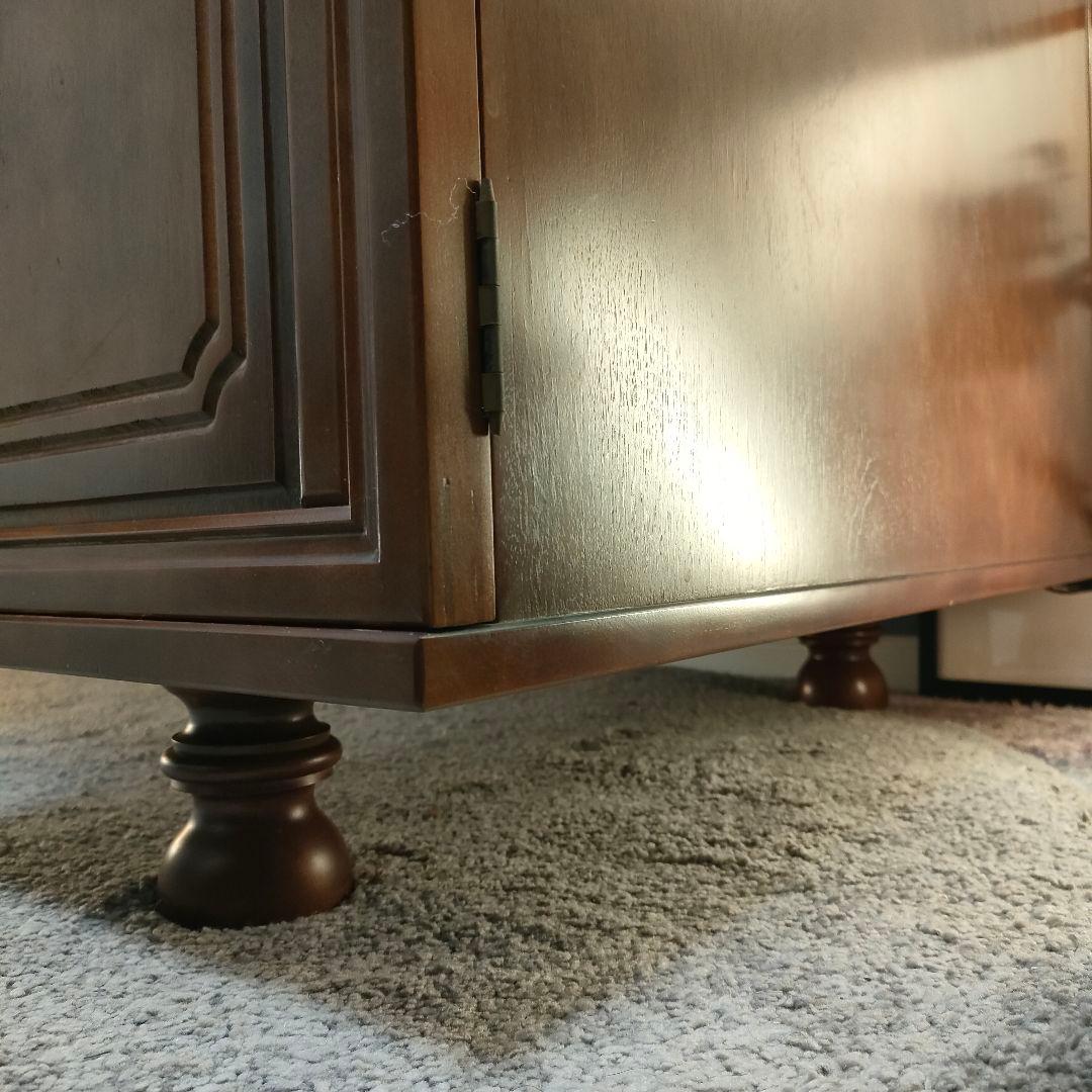 【徳田家具製作所】デスク／官庁・議事堂納入実績メーカー｜ガラス天板・高級家具