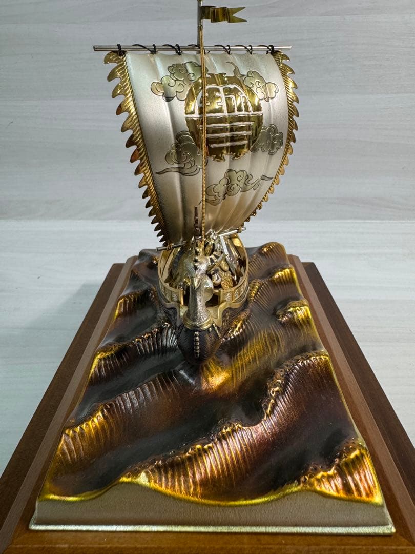 関　武比古　銀製　宝船 ガラスケース付き