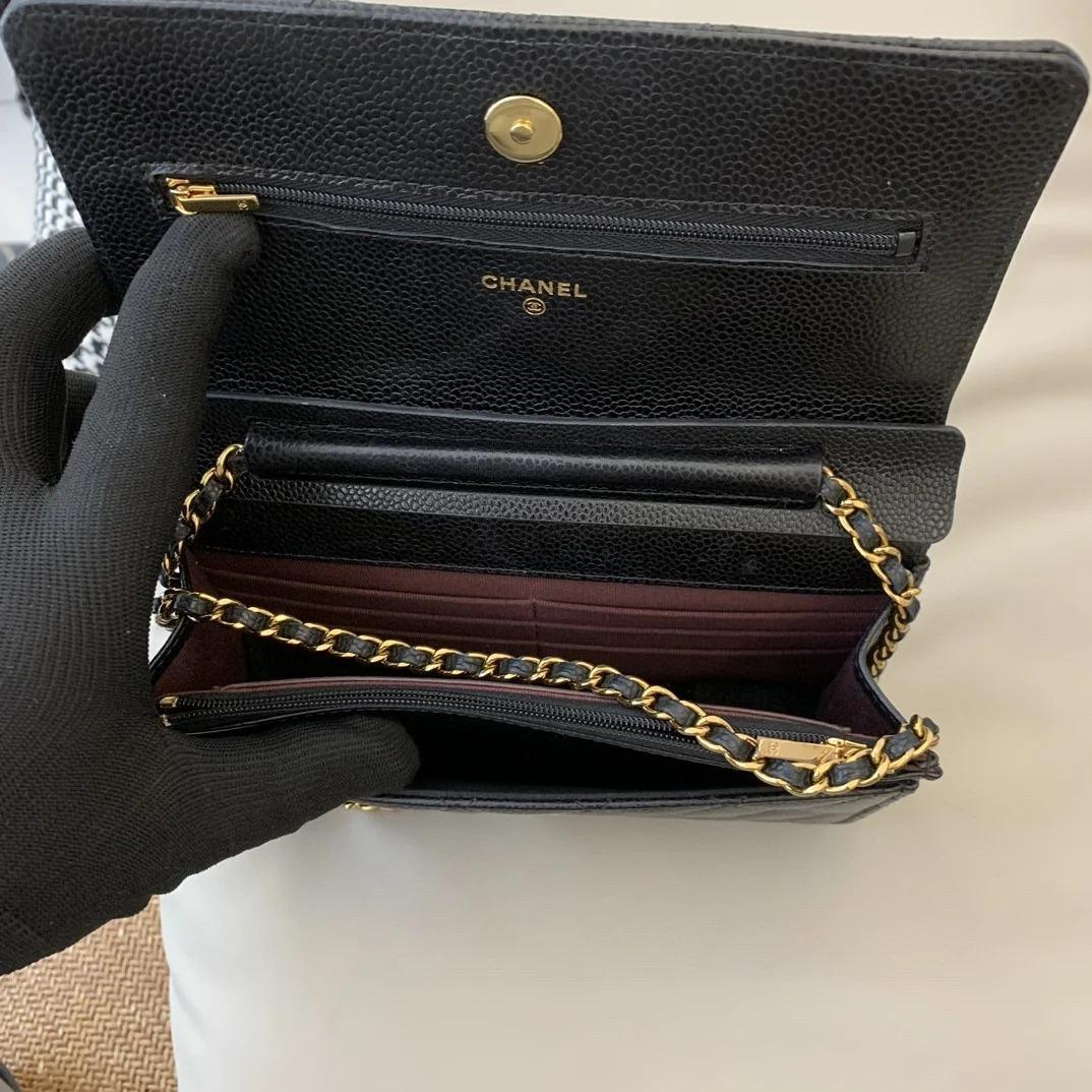CHANEL チェーンウォレット 黒xゴールド金具