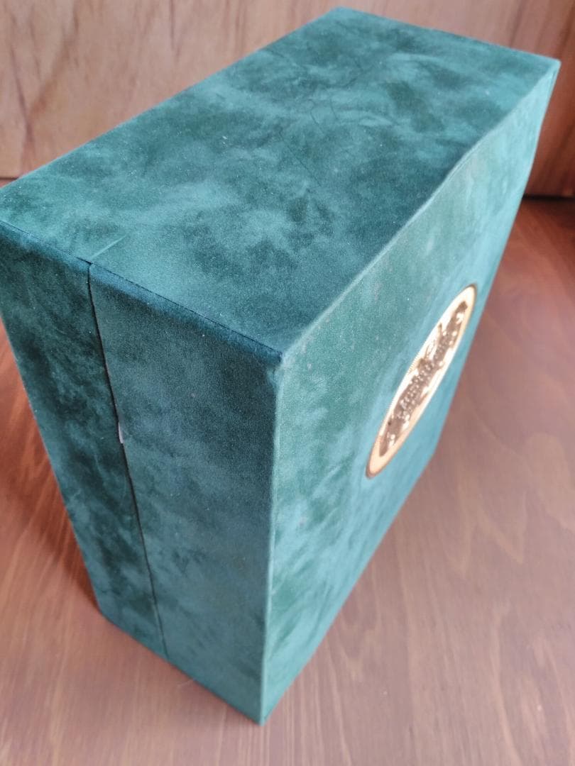 【未開栓】レミーマルタン セントークリスタルバカラ　700ml