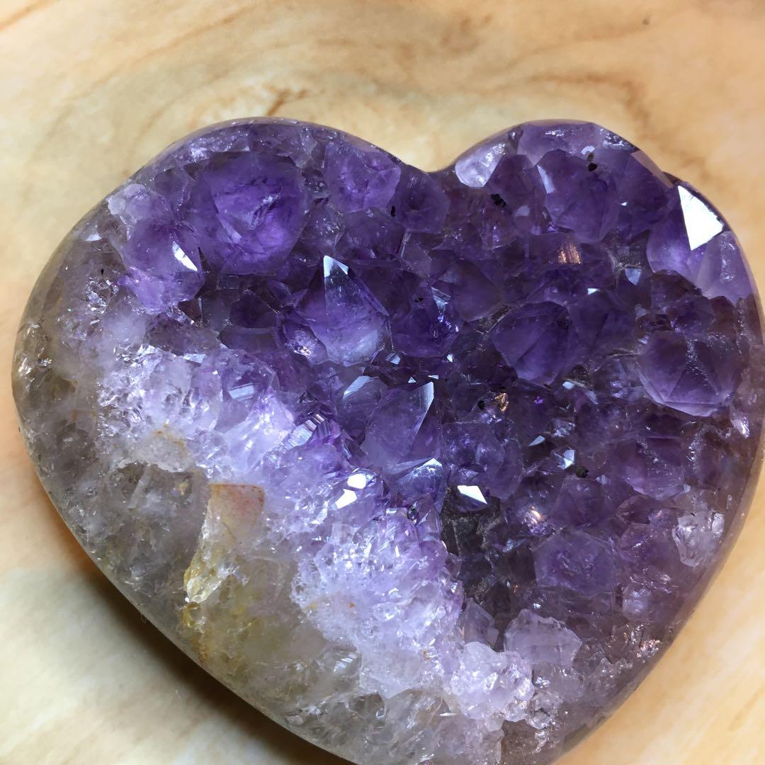 アメジストクラスター✨️ハート型✨️台座付き✨️