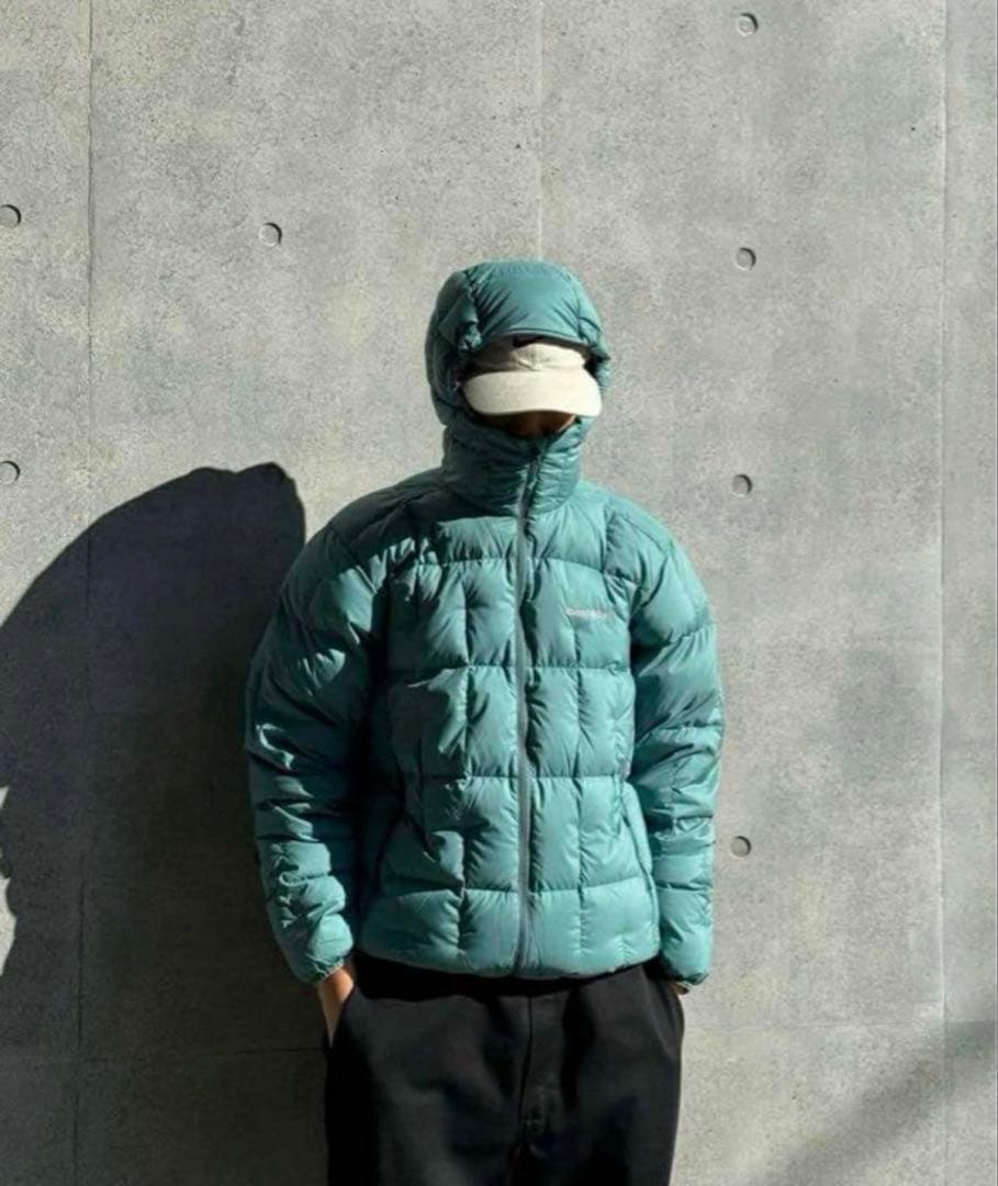 モンベル ダウン ライトアルパイン ネージュダウン ノースフェイス パタゴニア