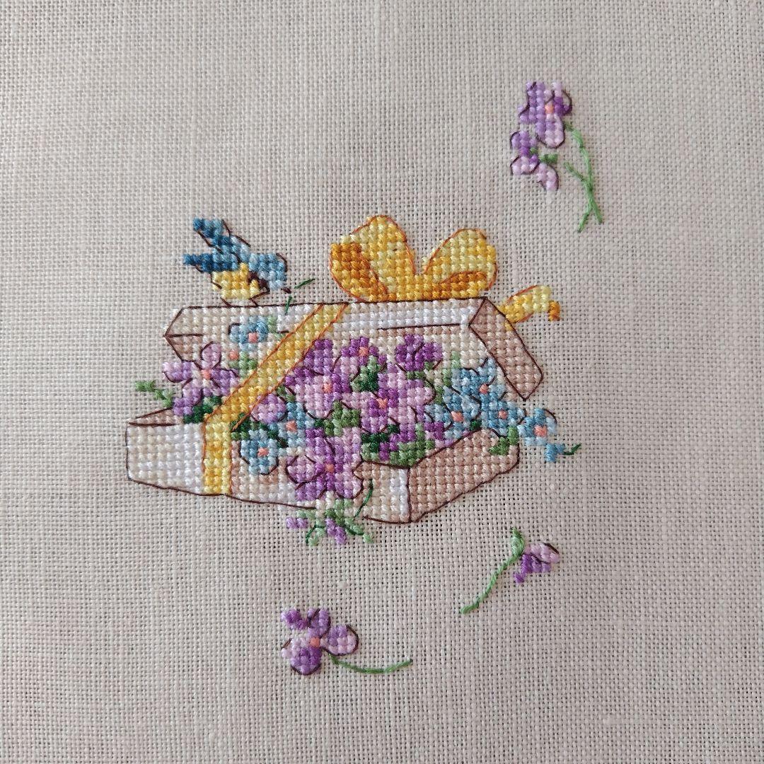 専用　クロスステッチ完成品　３点