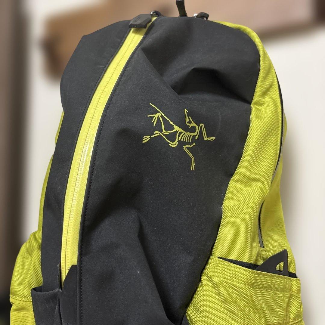 アークテリクス リュック アロー16 ブラック×ライムグリーン