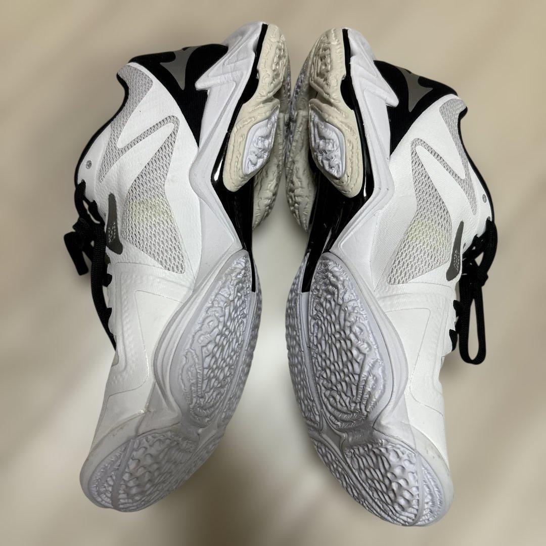 Mizuno バレーシューズ ウェーブライトニング Z8 24cm 中敷き新品‼︎
