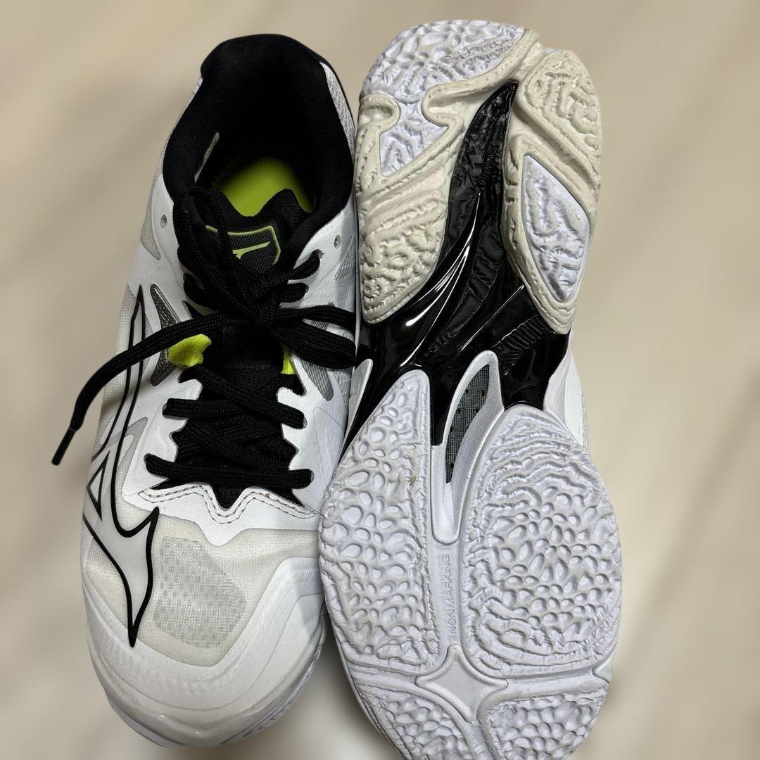 Mizuno バレーシューズ ウェーブライトニング Z8 24cm 中敷き新品‼︎