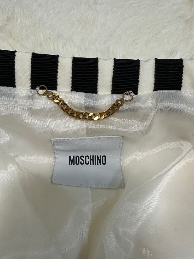 新品タグ付き⭐︎白✖️黒ジャケット