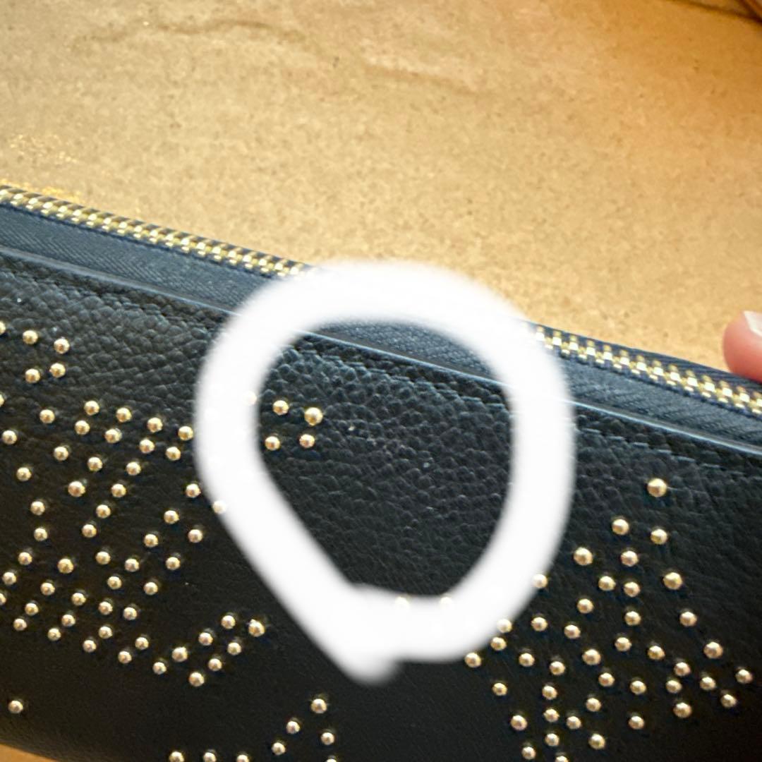 美品　ルイヴィトン モノグラム スタッズ アンプラント ジッピーウォレット