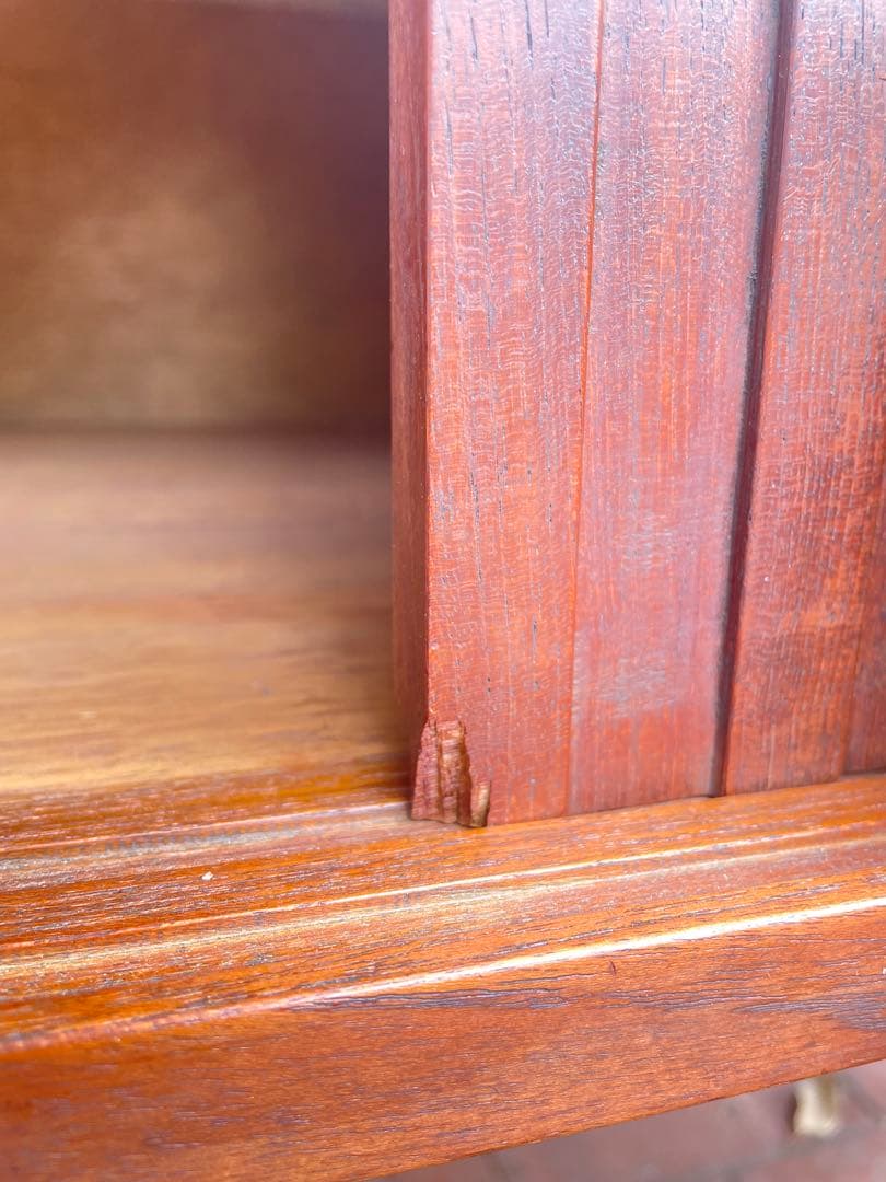 ヴィンテージ家具　北欧　サイドボード テレビ台 リビングボード　収納 チーク材