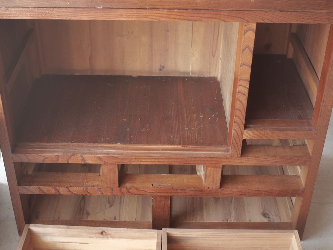 茶箪笥　箪笥　食器棚　ケヤキ　玉杢　古家具　古道具　アンティーク　昭和レトロ