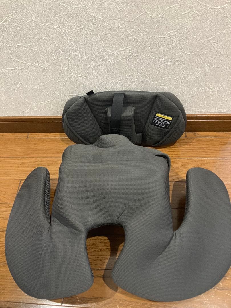 美品使用頻度低め上位モデルCombi クルムーヴコンパクトR129エッグショック