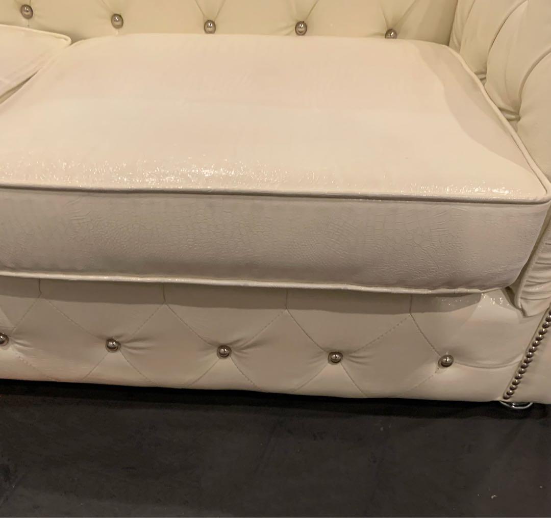 神奈川東京圏送料設置無料／チェスターフィールドラブソファ 2人掛け 幅180cm